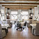 Kurgo Villa Hotel Отель