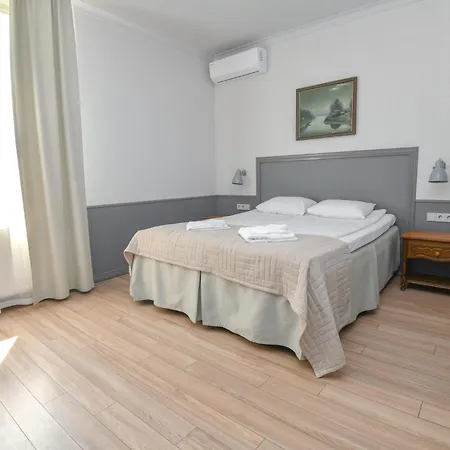 Hotel Kurgo Self Check-in Parnawa