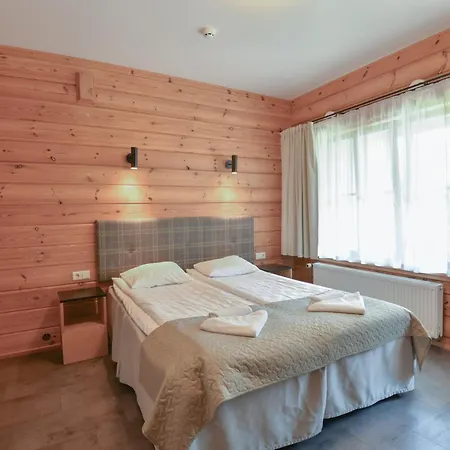 Kurgo Villa Self Check-In Hotel Пярну