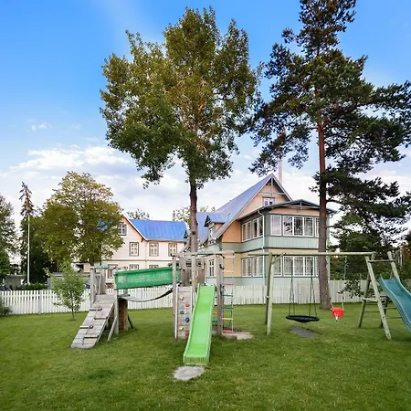 Kurgo Villa Hotel 3* Пярну