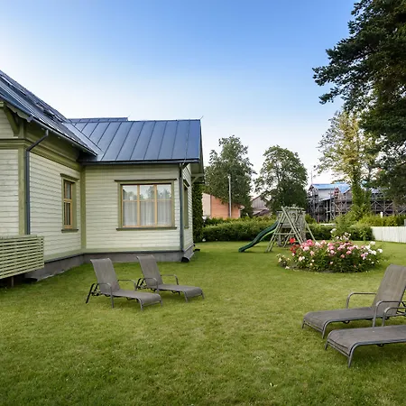 Kurgo Villa Hotel 3* Пярну