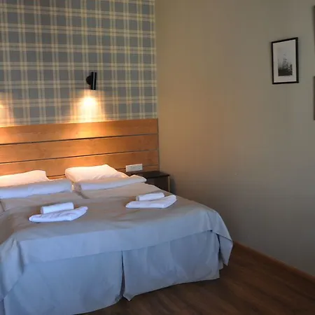 Hotel Kurgo Self Check-in Parnawa